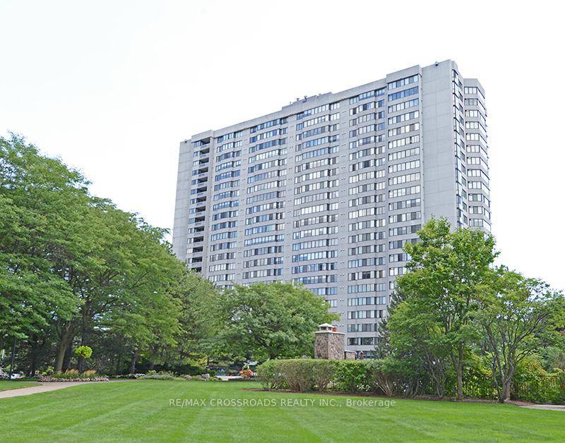 Tridel Built Skygarden II With Superb Amenities !