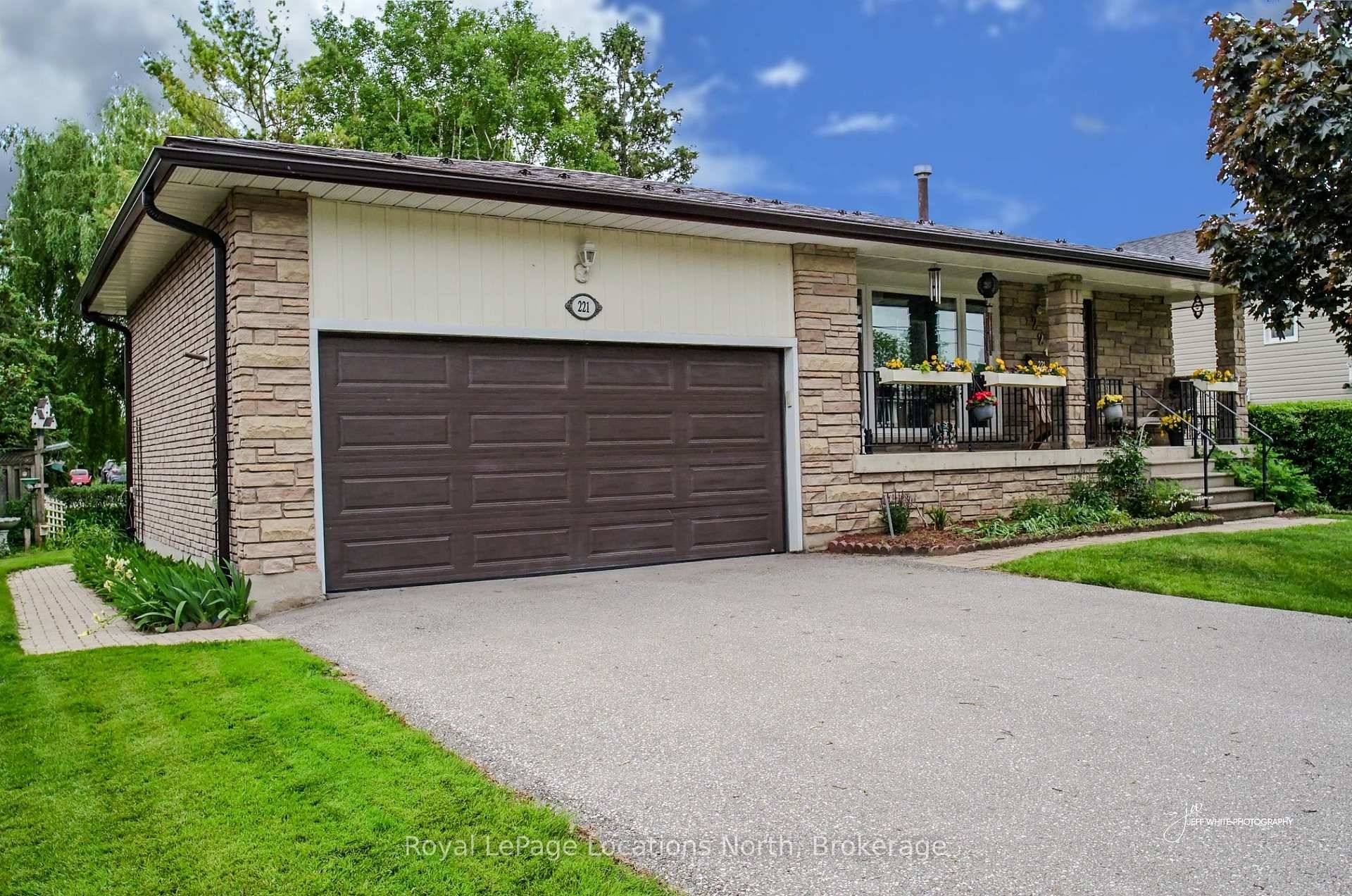 Welcome to 221 John Street, Stayner.