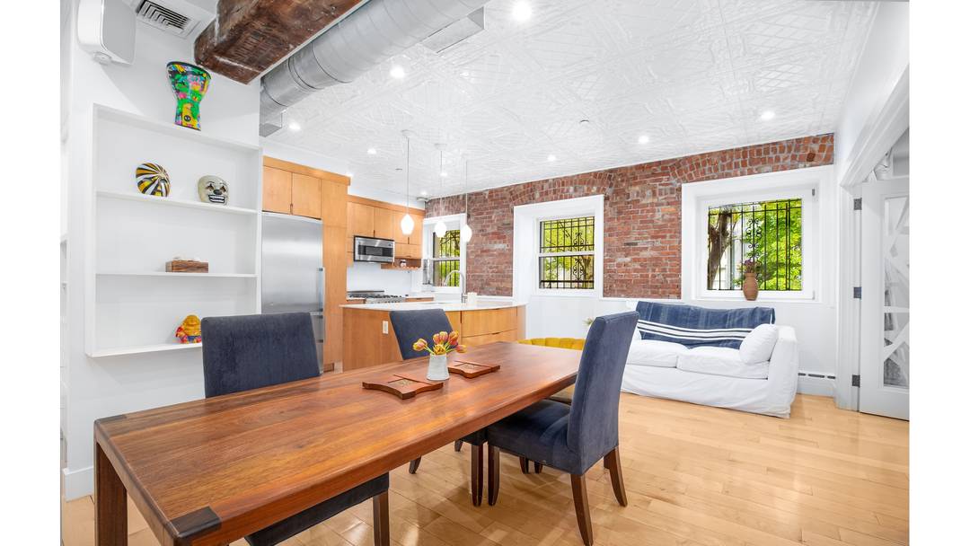 A Rare Three Bedroom Loft in the Heart of Greenwich Village True three bedroom lofts in Greenwich Village are exceptionally hard to find particularly ones that combine generous proportions, beautiful ...