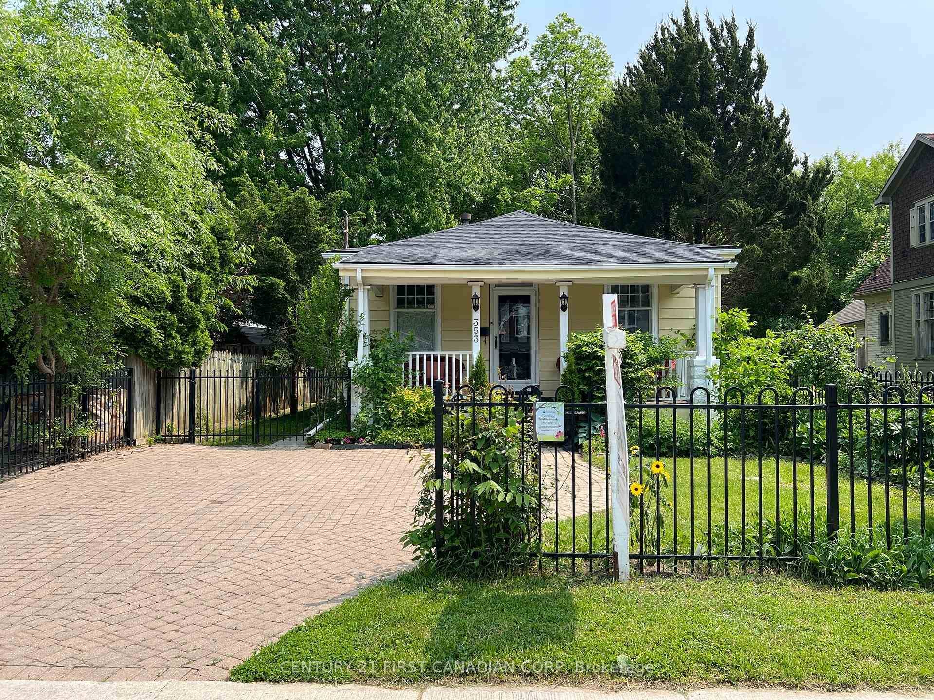 An absolute GEM of a starter home for you or your grown children, and or a great house for your kids to own while at Western Fanshawe, or a great ...