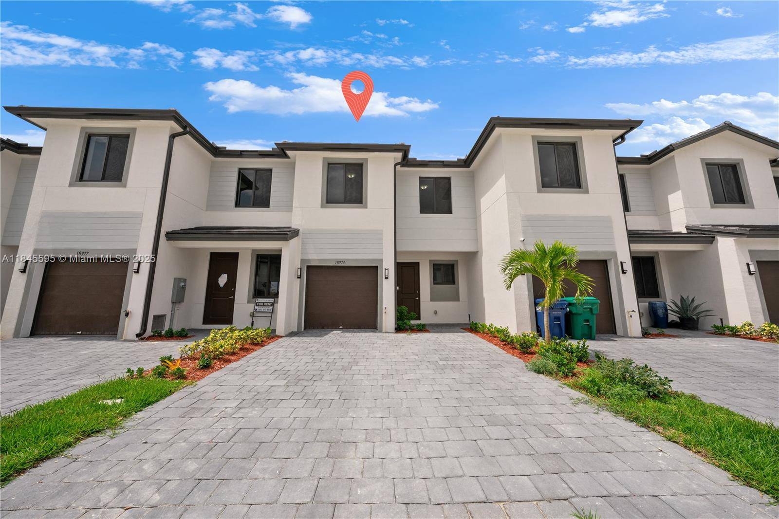 New construction townhouse 2025 in Florida City, ideal for homeowners or investors.