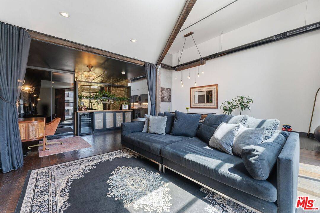 4115   Glencoe Ave 2BR Marina Del Rey La