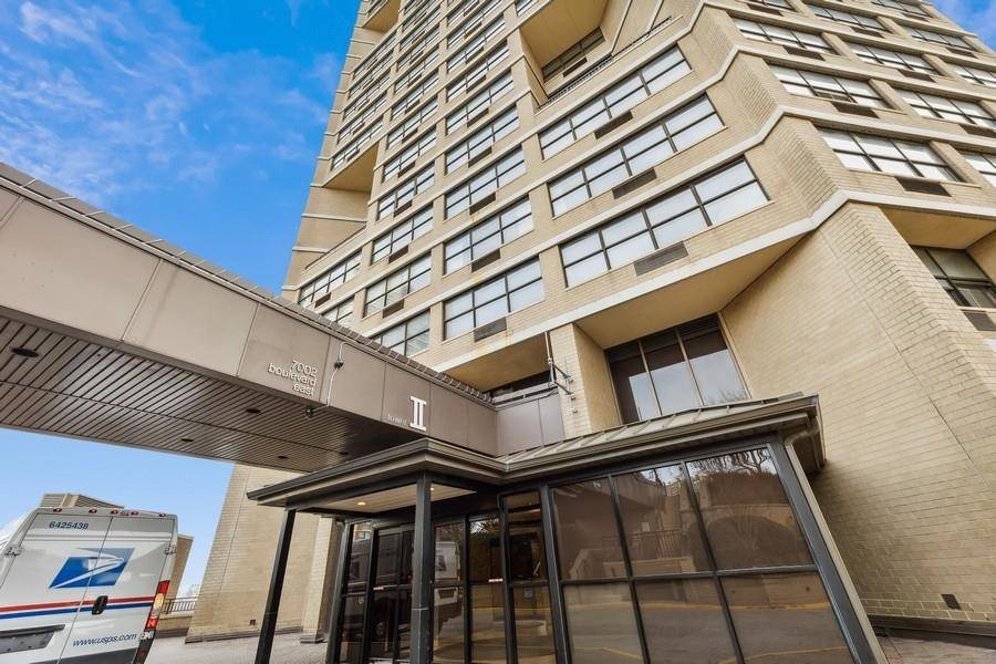 7002 BLVD EAST Condo New Jersey