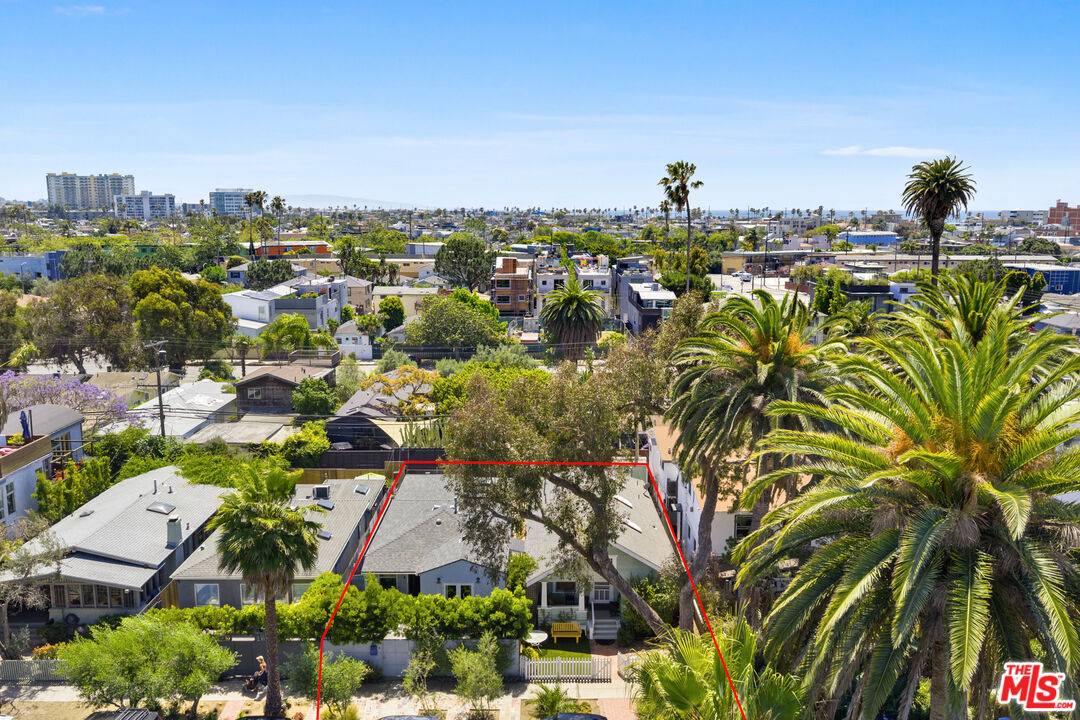 428   Rialto Ave 5BR Marina Del Rey La