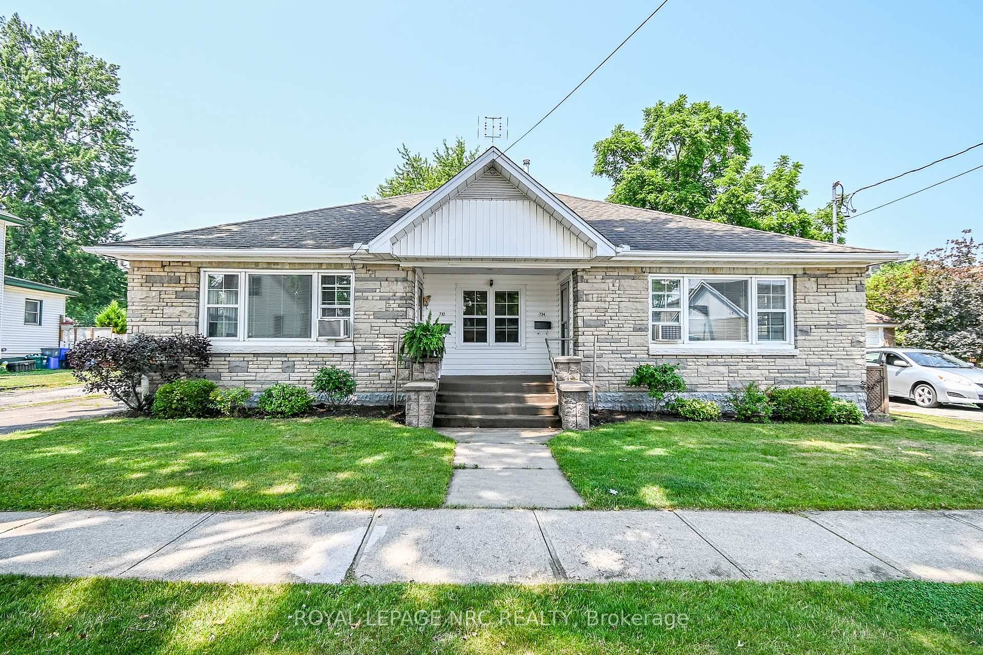 ONE PACKAGE DEAL 732 amp ; 734 Steele Street are sold as one.