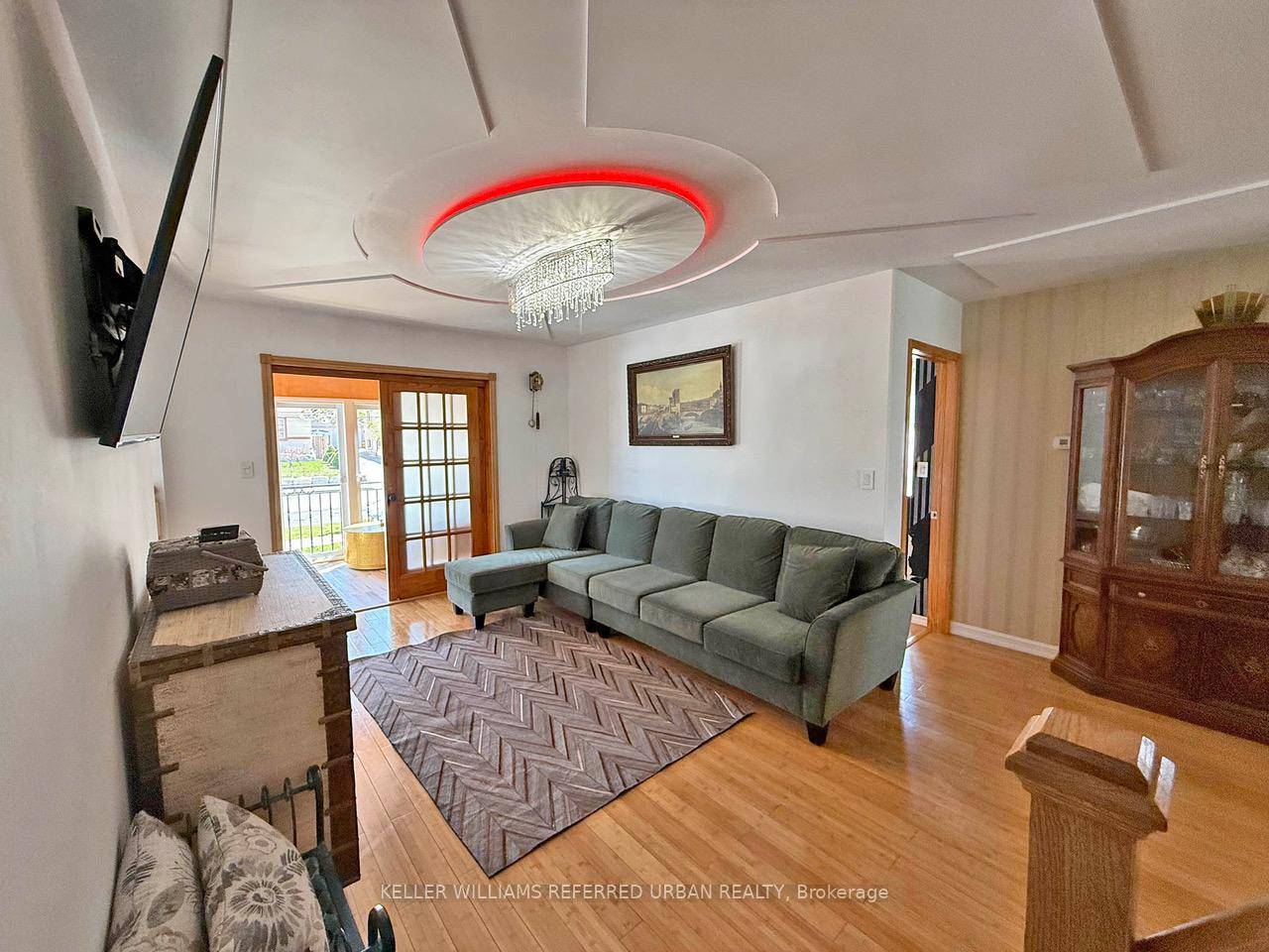 6 Elmhurst Drive A Bright, Updated 4 Bedroom Home on a 50 Ft.