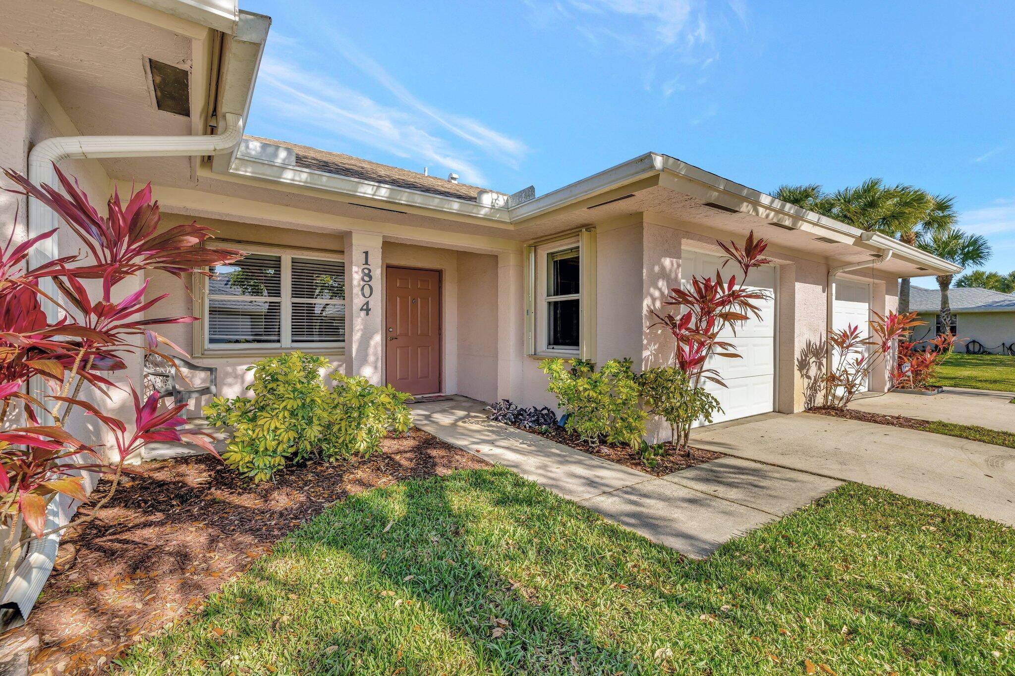 Charming 2 2 Villa in The Preserve at the Savannahs !