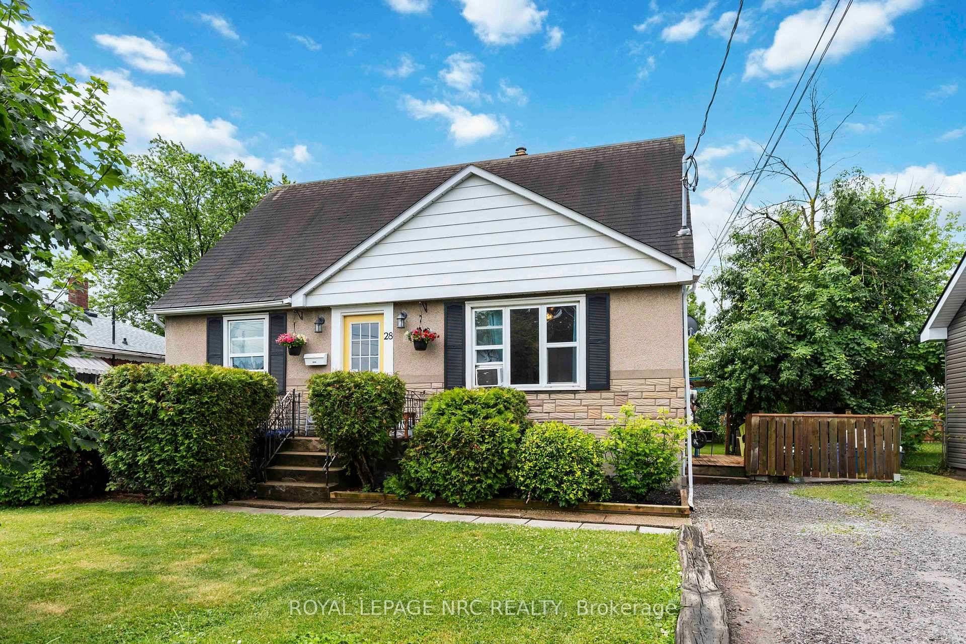 EXCELLENT LOCATION EXCELLENT CONDITION EXCELLENT INCOME.