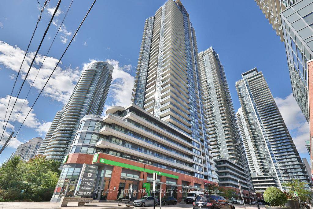 Discover the joys of lakeside living at Toronto's Westlake condo village community in South Etobicoke !