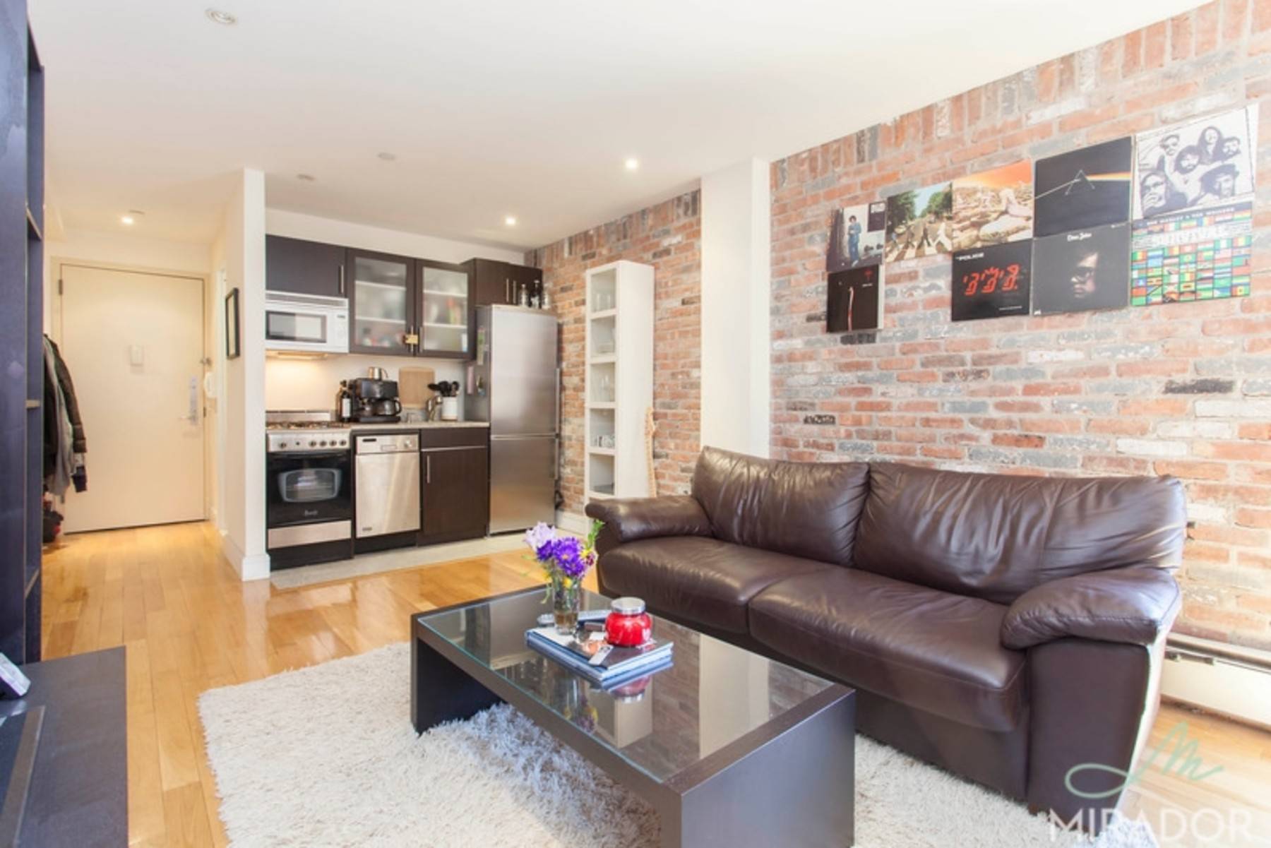 Ready for 10 3 move in. We can show this unit during the open house times listed Mon at 5Wed at 5Fri at 12 Sat at 12Great one bedroom apartment ...