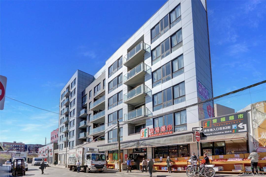 Welcome to Apartment E 2J !