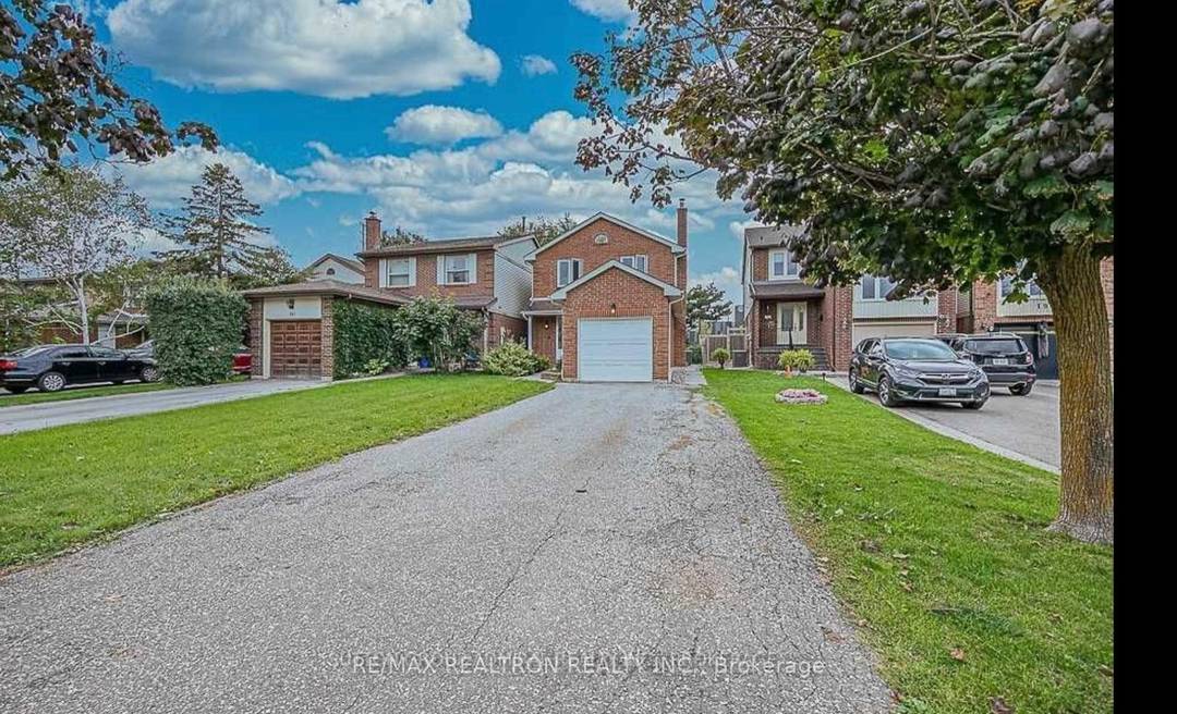 Welcome to 193 STEPHEN ! This beautifully renovated basement features brand new, high end appliances and elegant furnishings, making it move in ready.