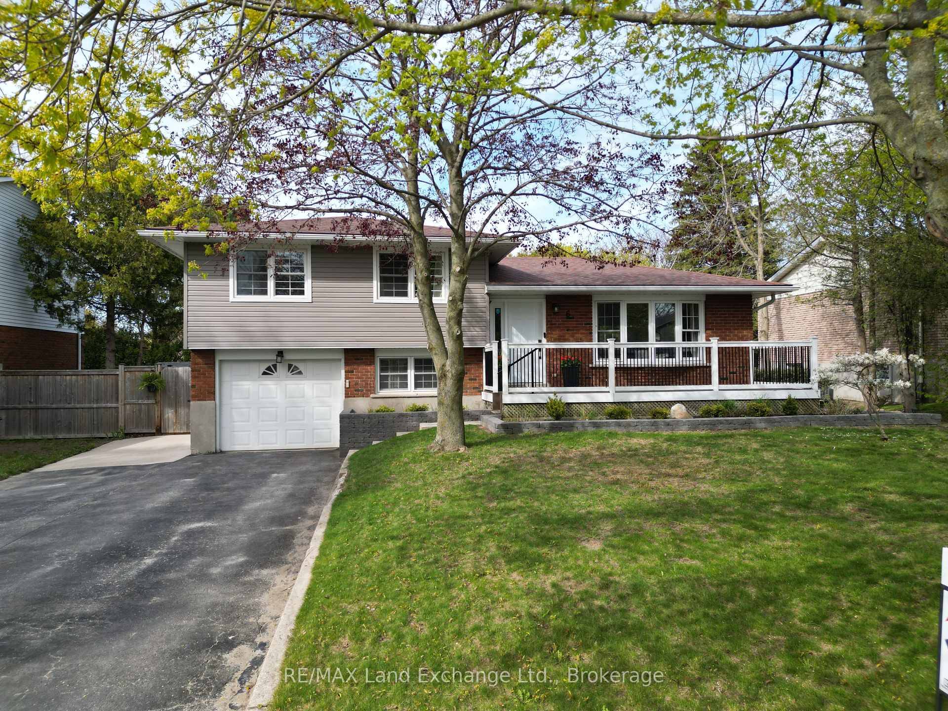Welcome to this meticulously updated 4 level sidesplit, ideally located on the desirable south end of Kincardine.