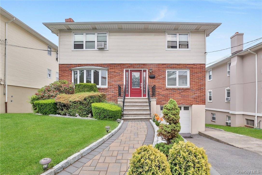 Bright amp ; airy 3 bedroom, 1 bath with 2 showers apartment located in the Dunwoodie section of Yonkers.