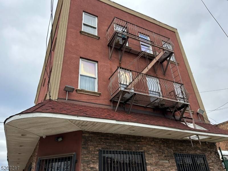 This 5 unit building combines residential and commercial space.