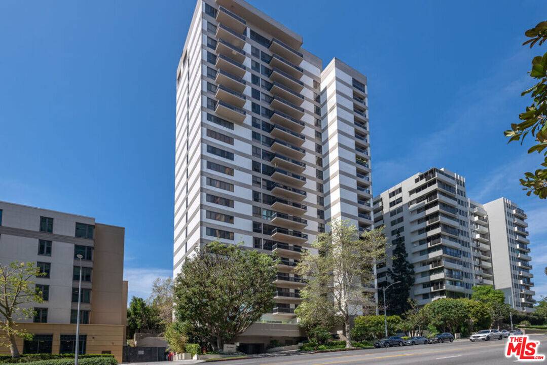 10445 Wilshire Blvd 2BR Westwood La