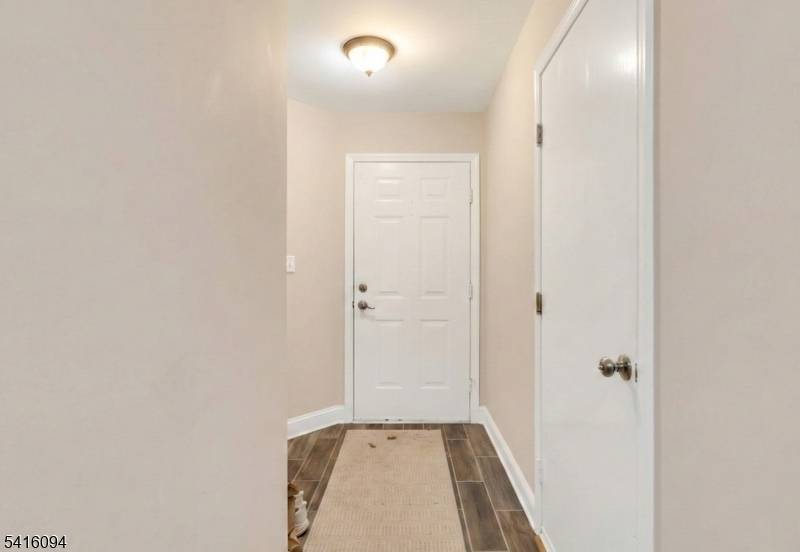Welcome to this beautifully maintained 2 bedroom, 2.