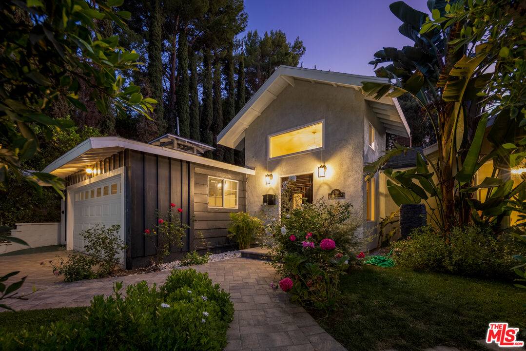 9476 Hidden Valley Pl 3BR Beverly Hills Post Office | B.H.P.O. La