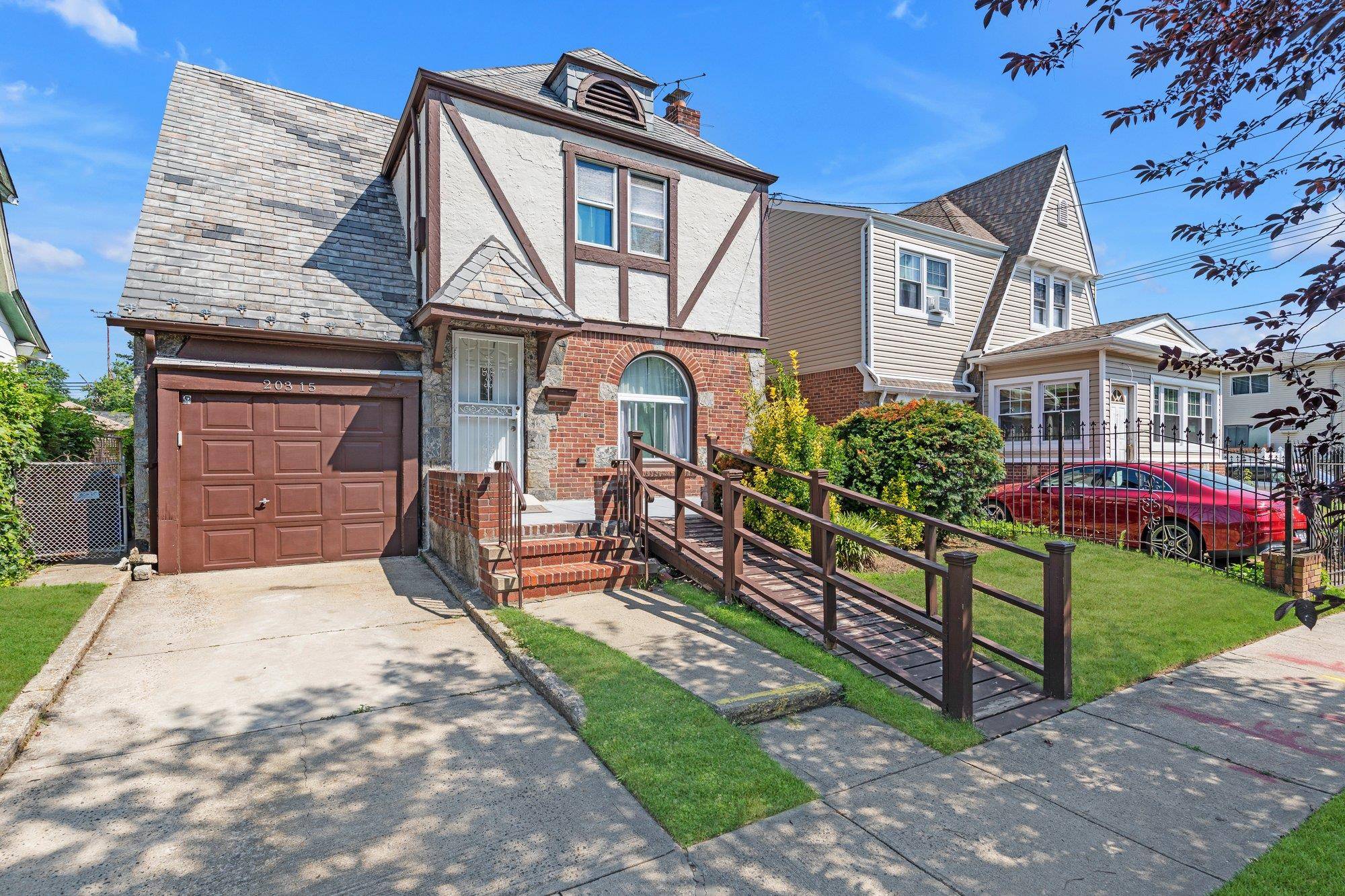 Welcome to this beautifully maintained detached home in the heart of Hollis !