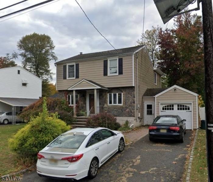 Calling all buyers and investors for this rare opportunity in one of the most desirable neighborhoods in Kenilworth.
