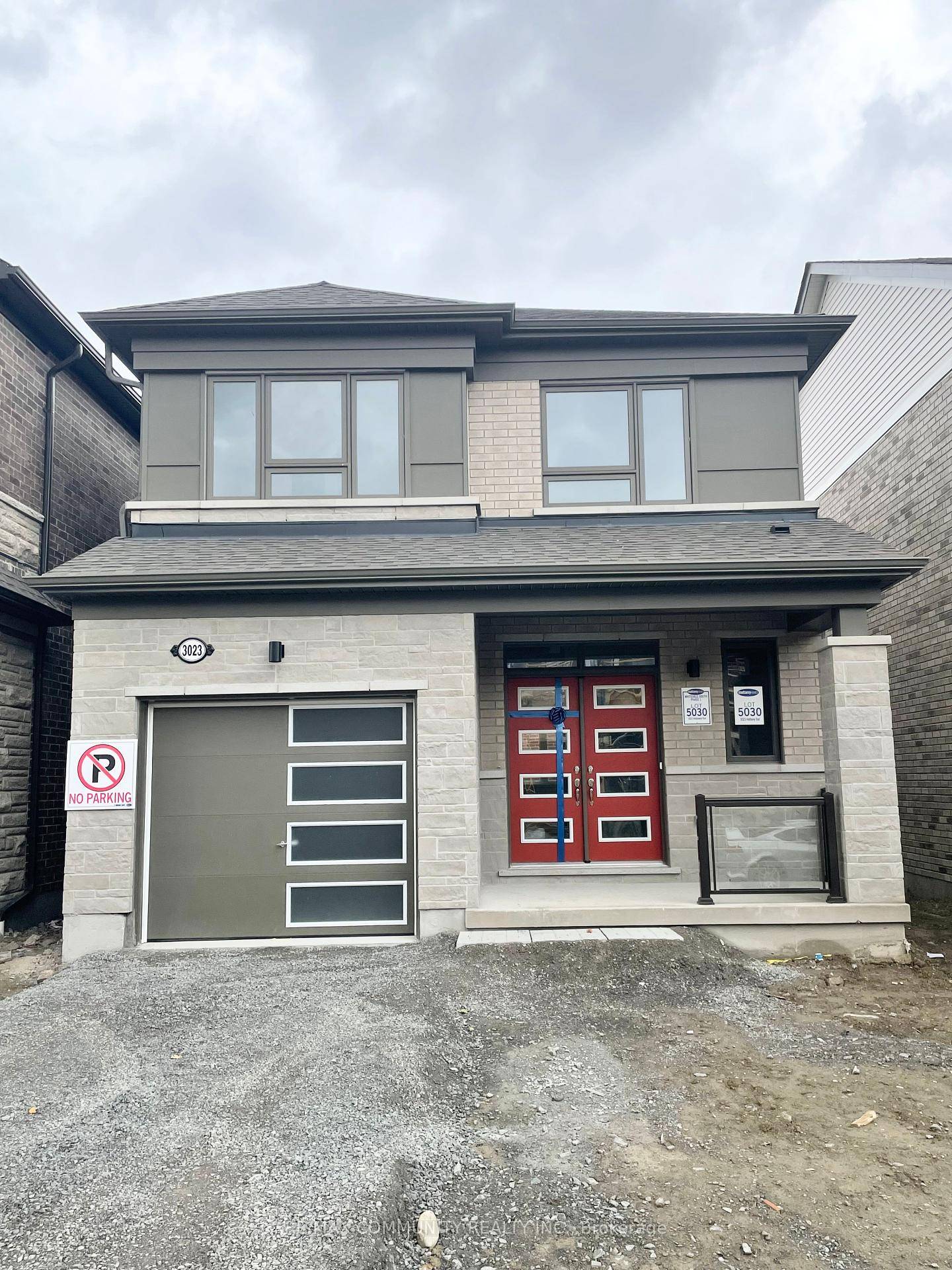 Absolutely Stunning New Luxurious Modern Detached Home By Mattamy.
