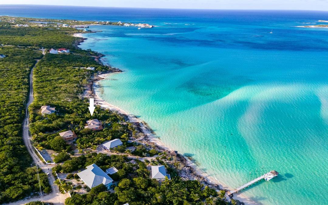 CLARENCE TOWN HARBOUR Single Family Home Long-Island-Bahamas