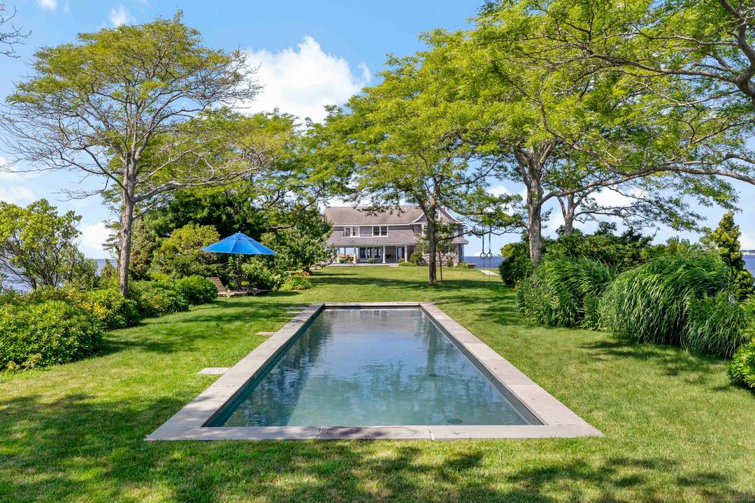 Discover the extraordinary a one of a kind private island nestled in the legendary Thimble Islands, just seconds from the charming village of Stony Creek.