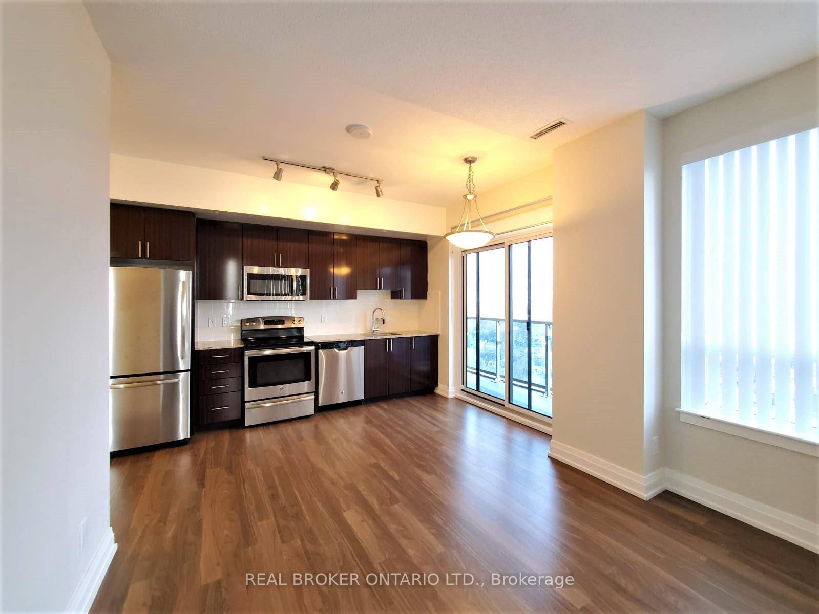 Luxurious Corner Unit At World On Yonge, Thornhill !