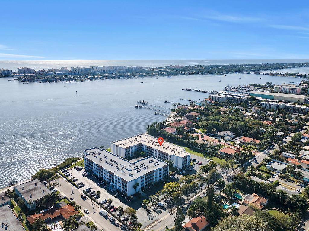 1 bedroom 1. 5 bath 55 condo in a vintage building with views of the intracoastal in Lake Worth Beach.