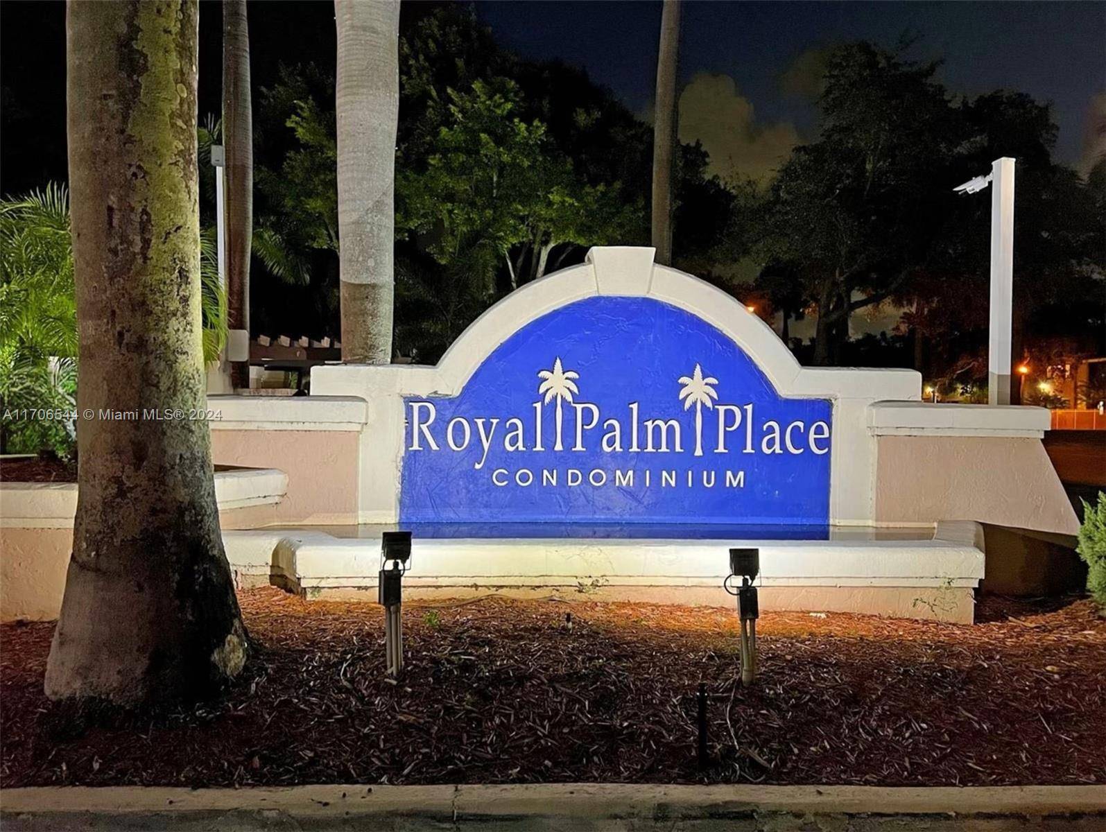 LOCATION ! ! Special for Investor !
