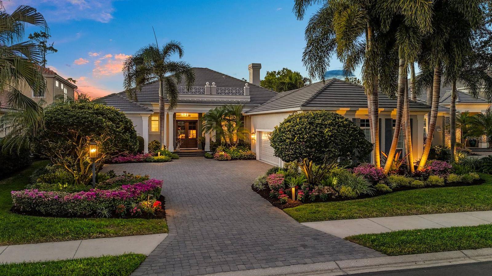 Under contract accepting backup offers.