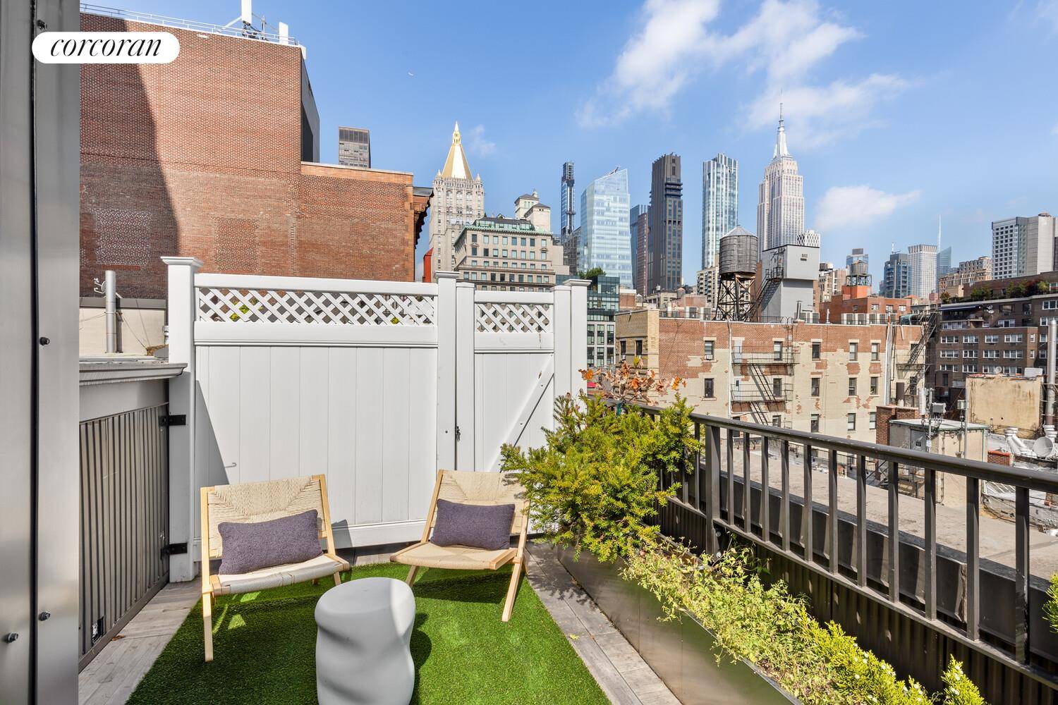 Perched atop a charming boutique prewar building, this one of a kind triplex one bedroom penthouse offers the ultimate indoor outdoor lifestyle in the heart of Manhattan.