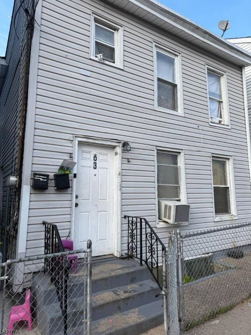 Don't miss this well maintained 7 bedroom, 3 bathroom multifamily investment opportunity generating 5, 200 month in total rent with all tenants on month to month leases, giving you maximum ...