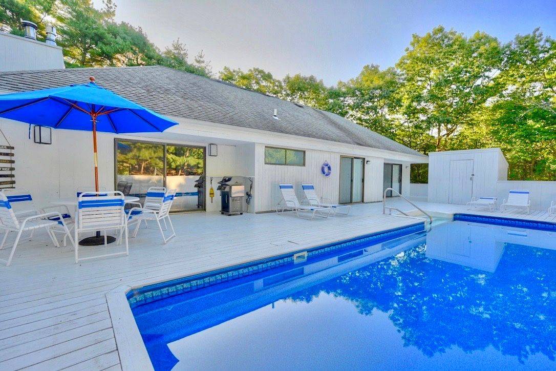Beautifully Renovated Five Bedroom Home Close to Town With Pool!