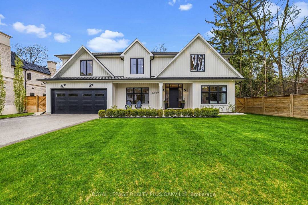 Stunning custom Modern Farmhouse 2022 2023 set on an expansive 85 x 133 ft lot on a quiet, family friendly street just steps to the lake, Bronte Harbour, and Coronation ...