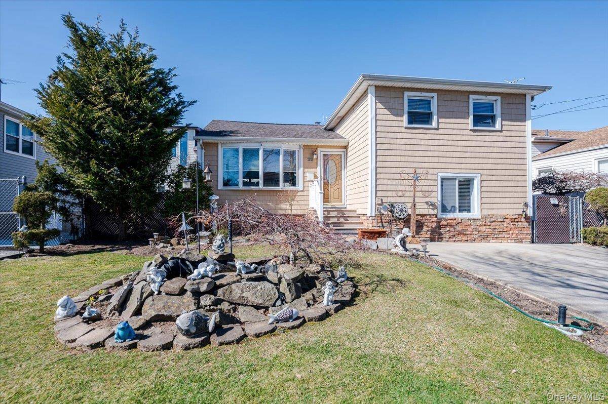 Welcome to this immaculate, move in ready split level home located in the highly sought after Inwood Country Club.