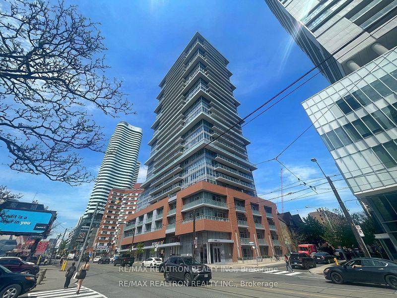 Look No Further ! Welcome To High Demand DT Toronto Dynamic Vigour Living Style In This Menkes Building.