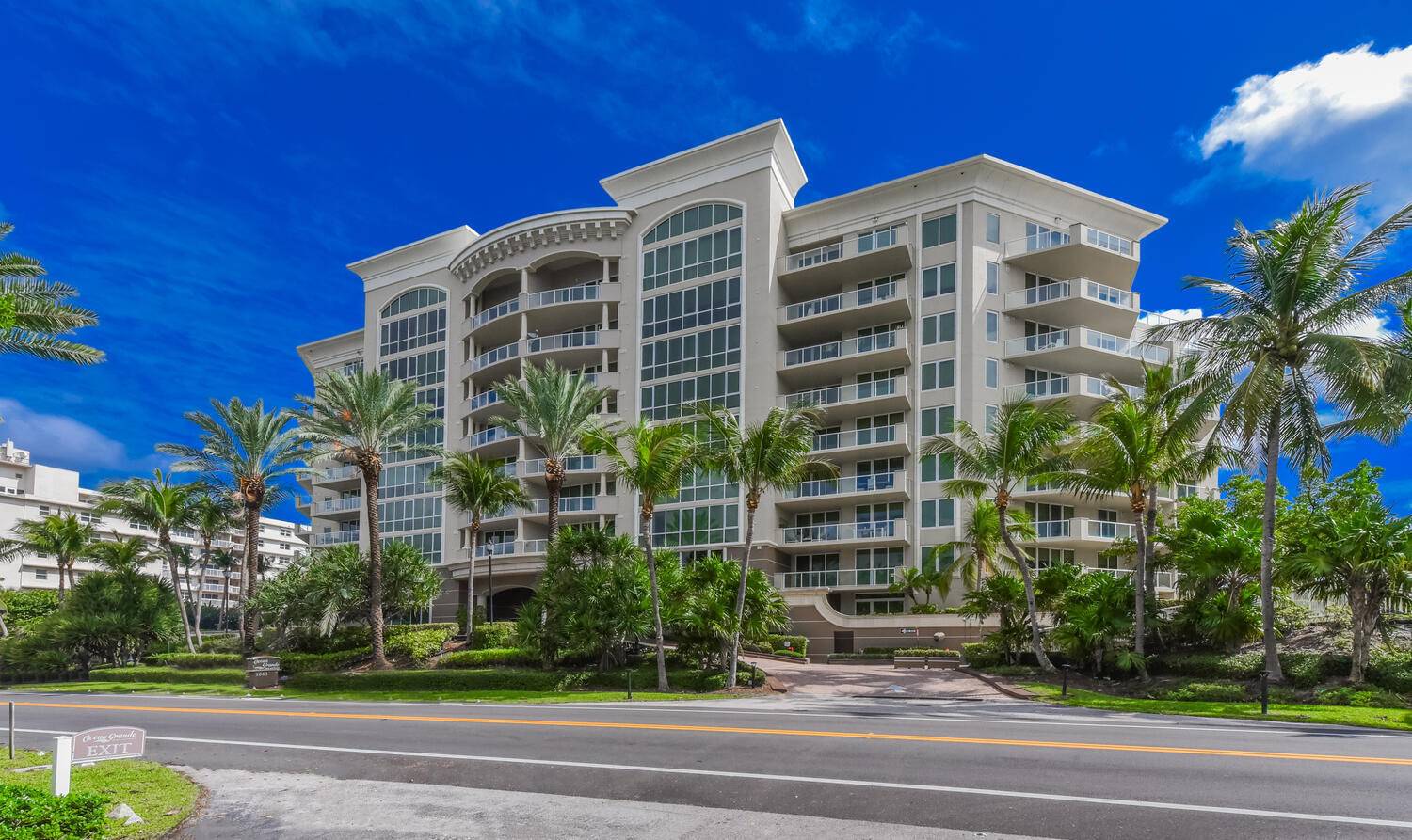 Welcome to the exclusive Ocean Grande, a boutique condominium located on a private beach on Hillsboro Mile.