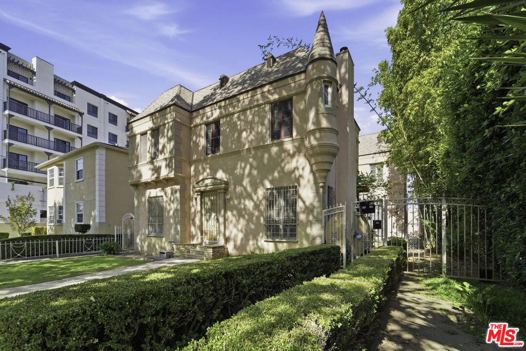 1245 S Crescent Heights Blvd 6BR Beverlywood La
