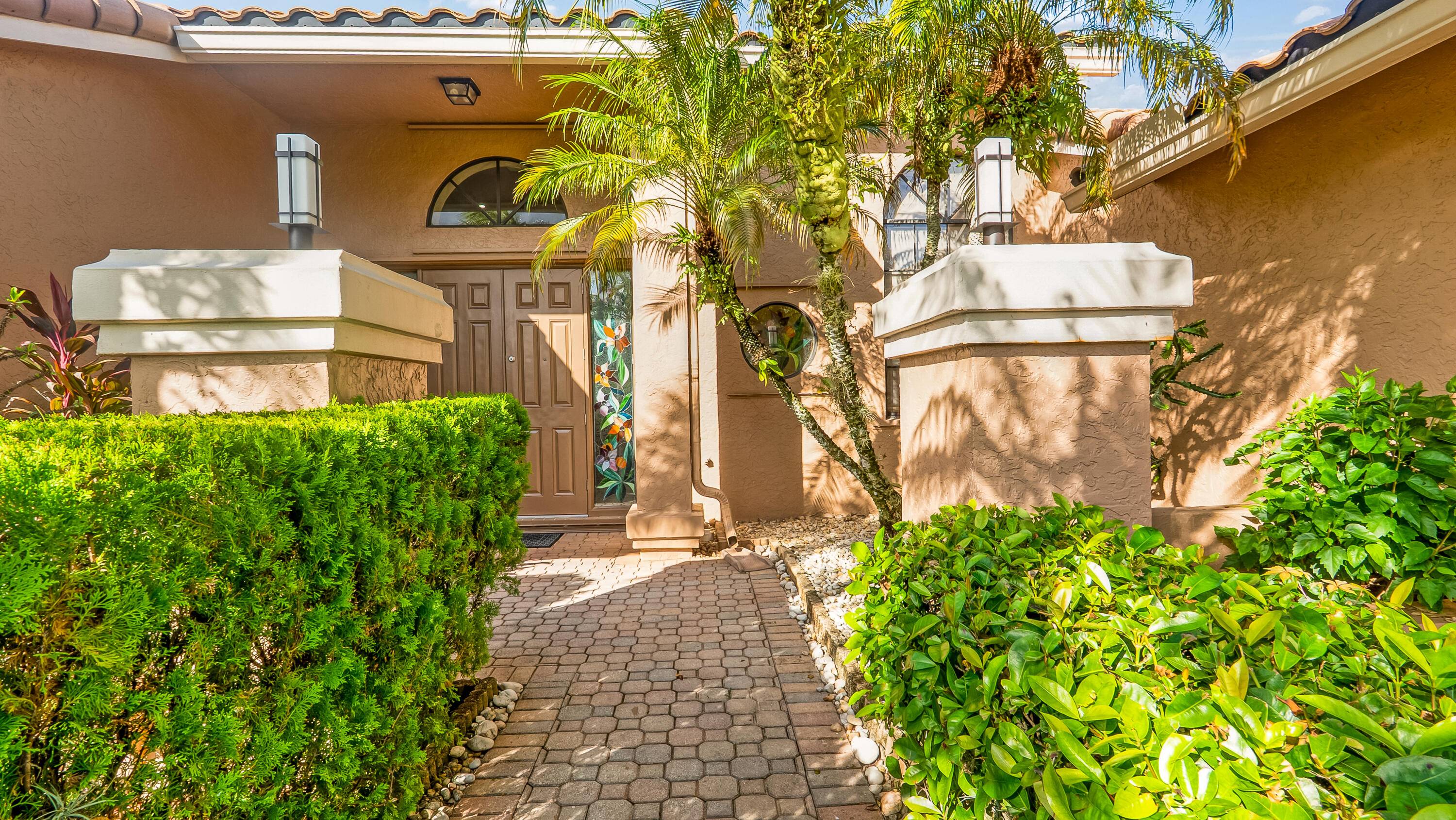 Live the best of Boca Raton in this 3BR, 2.