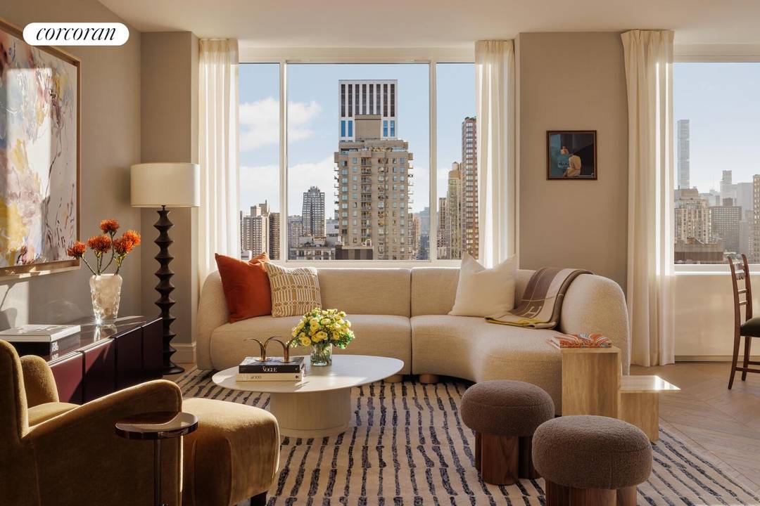 THE STRATHMORE PRESENTS A TWO BEDROOM WITH UPPER EAST SIDE SKYLINE VIEWS Rising 44 stories above the leafy charm and quiet sophistication of the Upper East Side, The Strathmore is ...