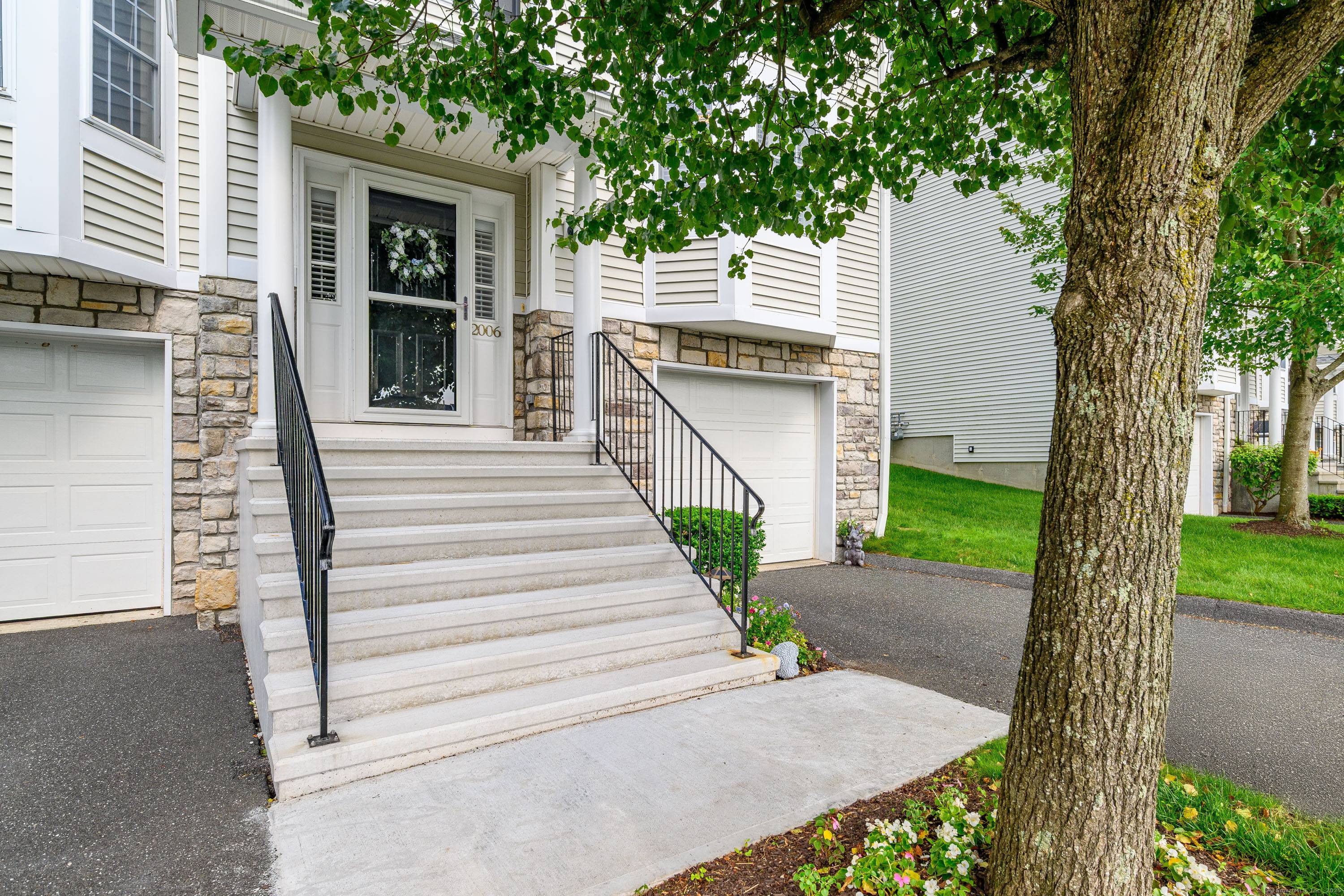 Step inside to experience refined comfort in this beautifully updated townhome, brimming with designer touches and modern elegance.
