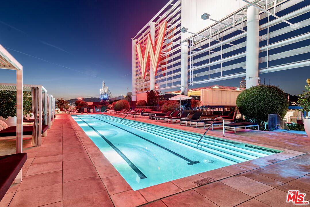 6250   Hollywood Blvd 2BR Hollywood Hills East La