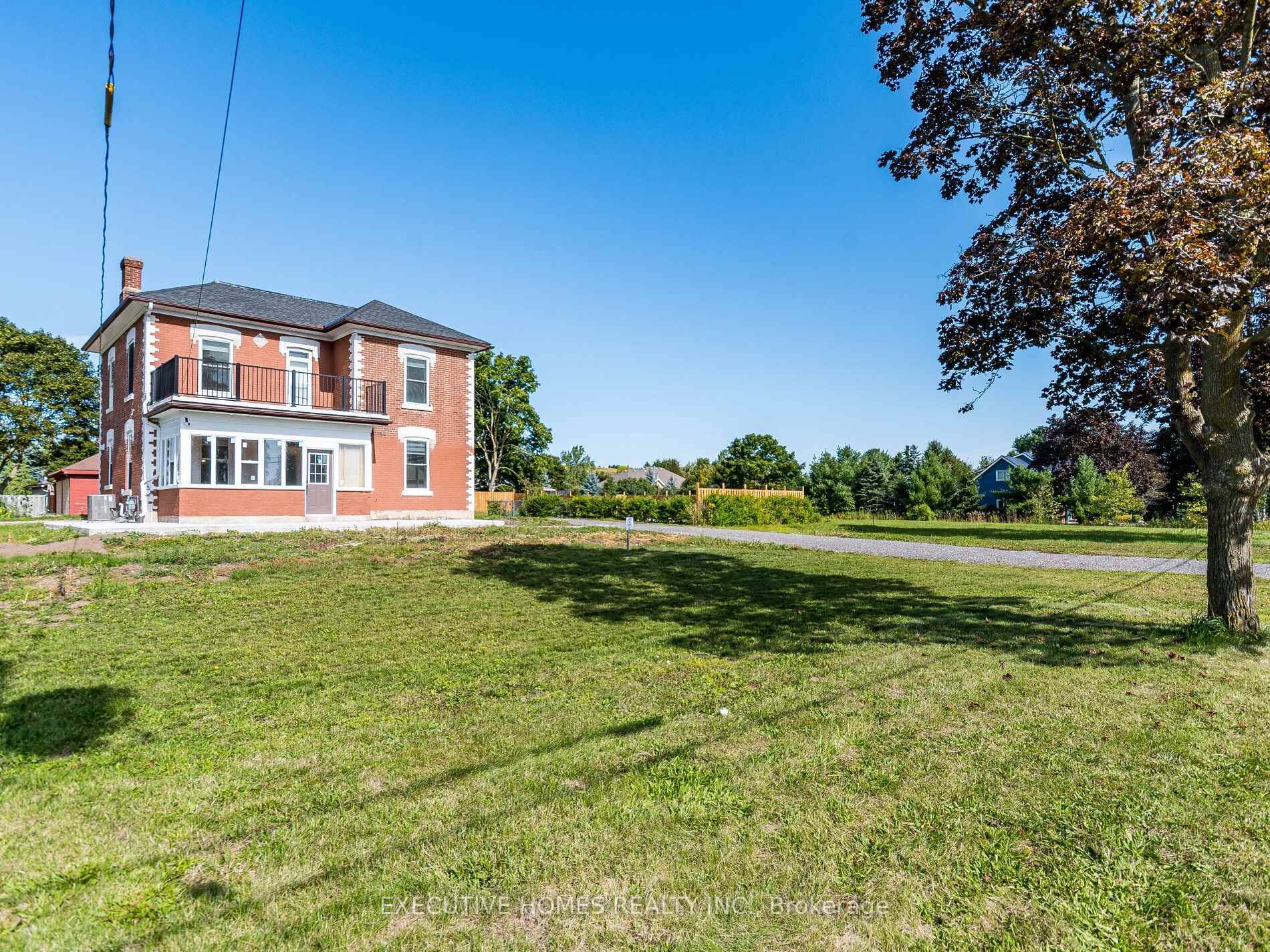 Client RemarksWelcome To This Magnificent, Fully Redesigned 5 Bedroom, 3 Washroom Home In The Charming Village Of Hillsburgh Erin, Just 30 Minutes From The GTA.