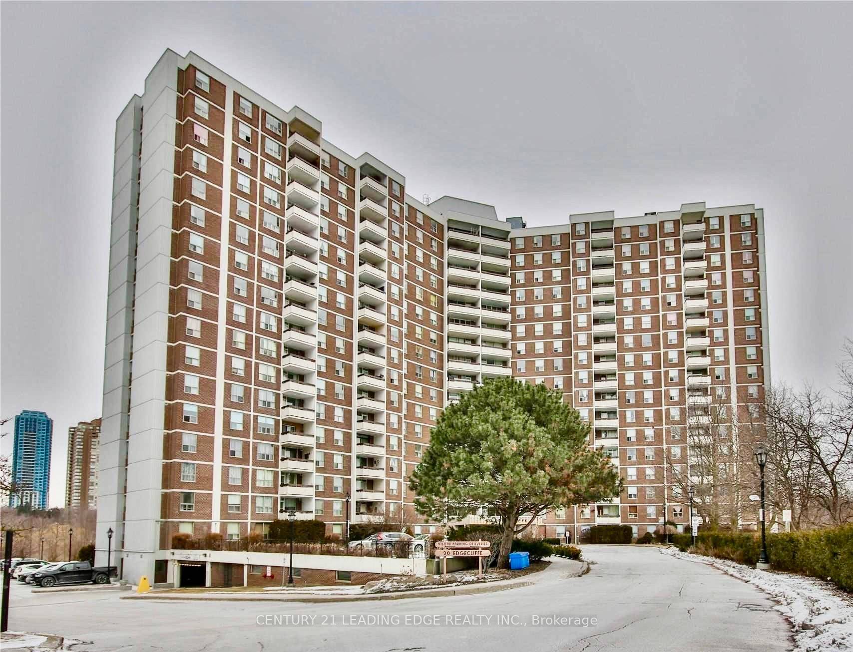 Welcome to 20 Edgecliff Golfway an exceptional opportunity for discerning, long term tenants seeking comfort, convenience, and natural beauty.