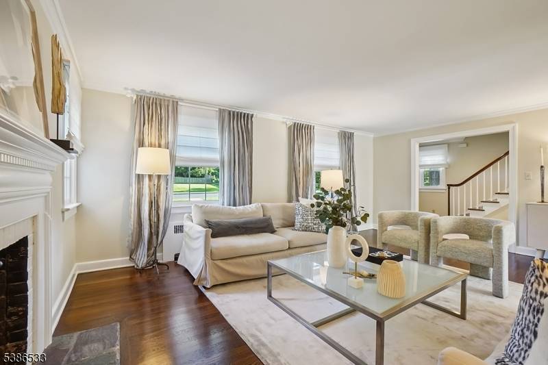 Location. Luxury. Lifestyle.