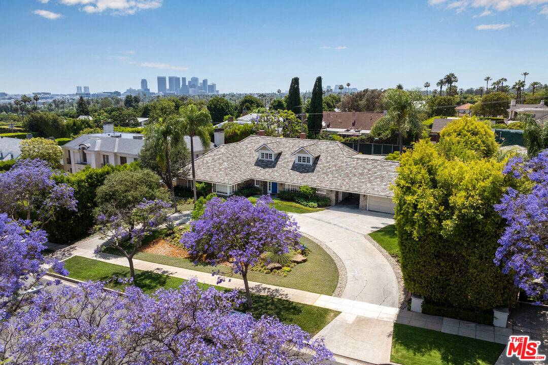 717 N Alta Dr 6BR Beverly Hills Post Office | B.H.P.O. La