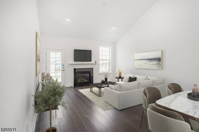 NEW CONSTRUCTION ! Move into this lovely 3 bed 3.