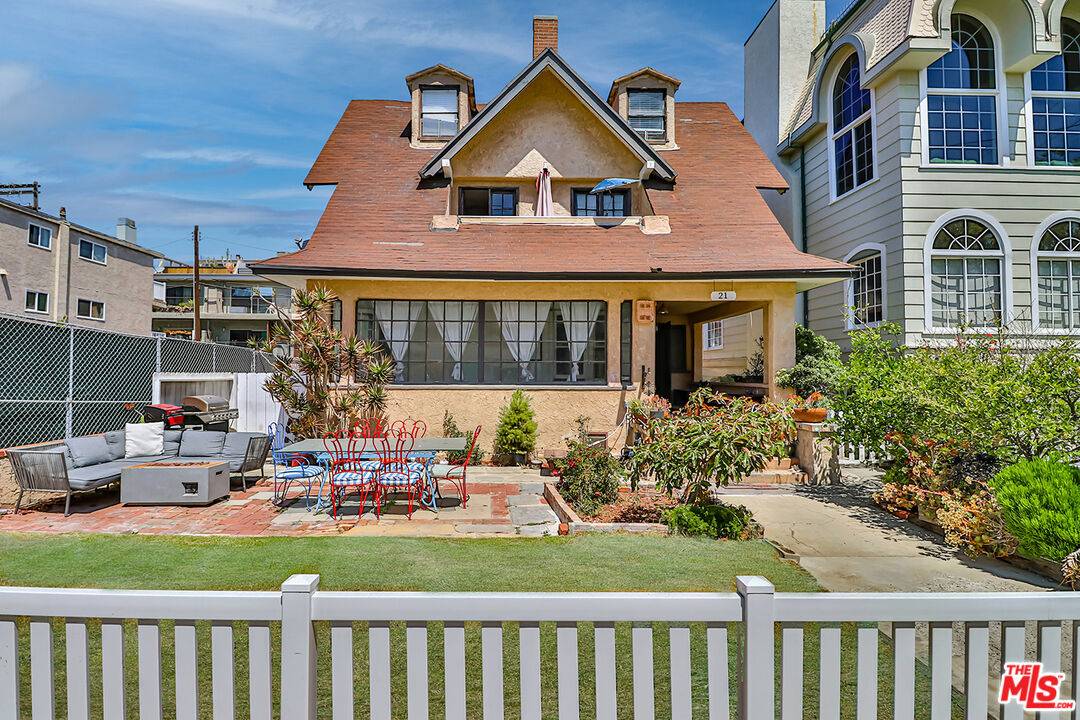 21   JIB ST LA