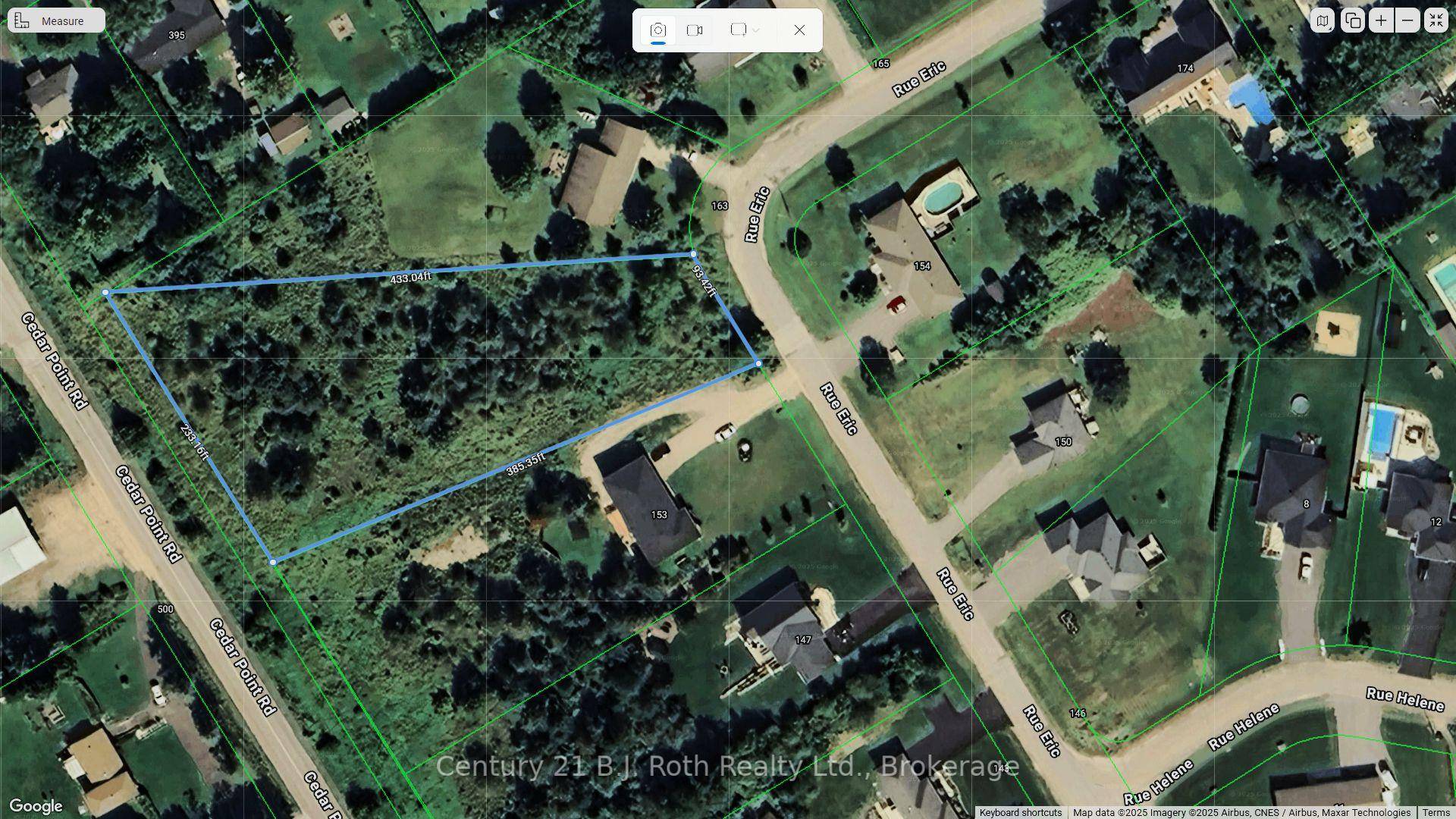 This expansive 1. 4 acre residential lot is the perfect canvas for your dream home !